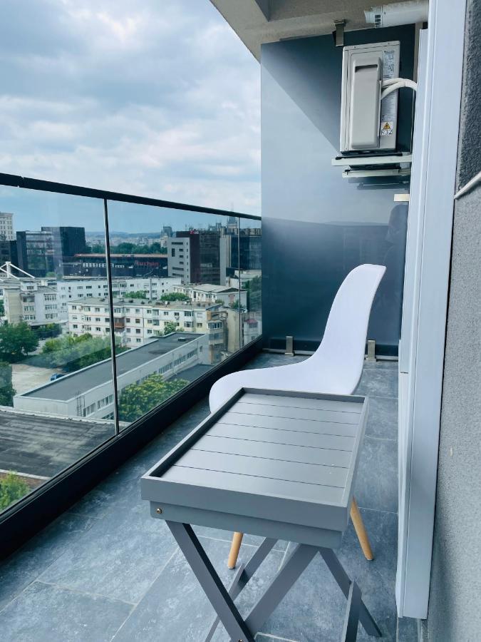 Q Royal Apartment - Palas Center Iasi Eksteriør billede